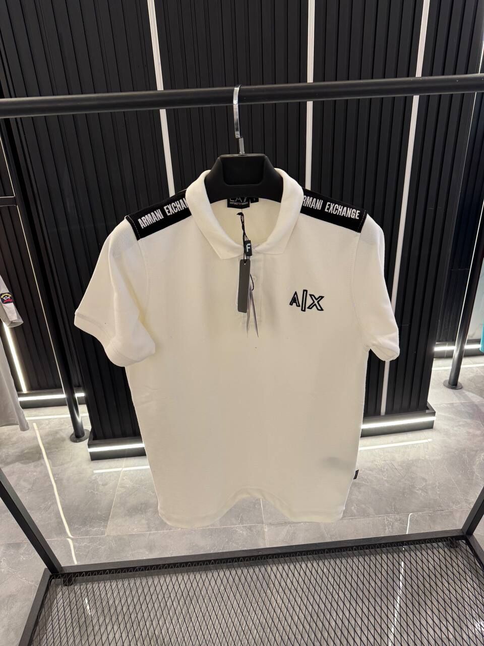 Armani Exchange Beyaz Polo Yaka T-shirt
