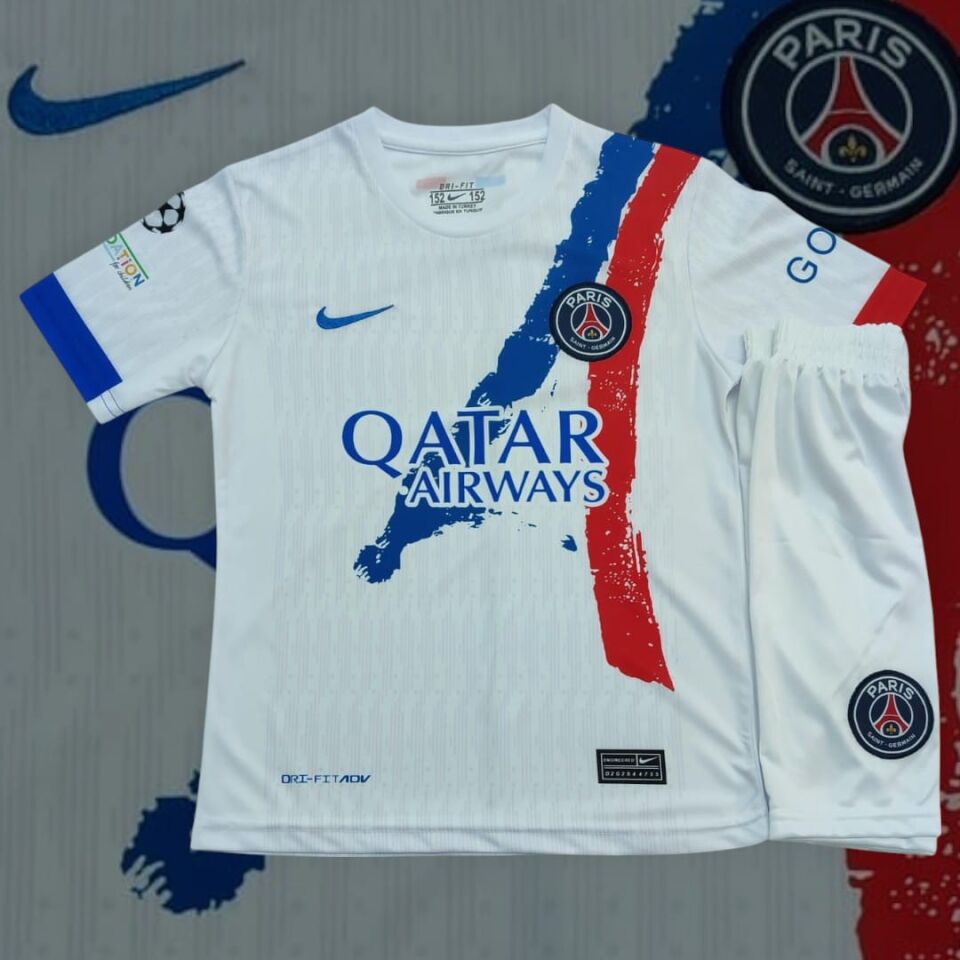 Paris Yeni Sezon Forması 25/26